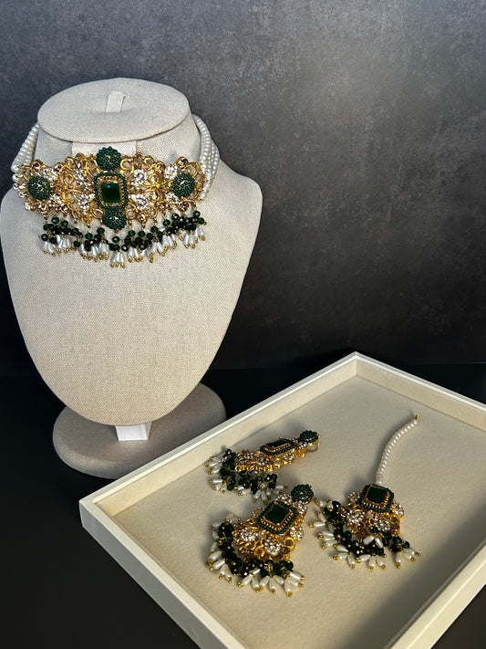 Emerald Green Necklace Set