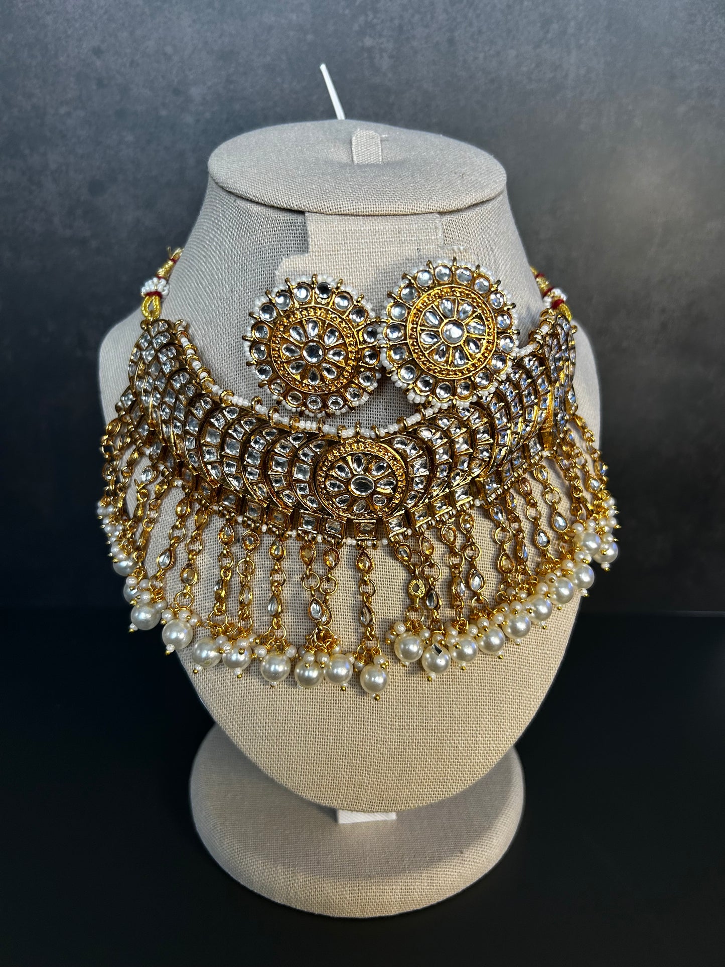 Classic Necklace Set